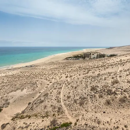 Home2book Esmeralda Beach, Resid Playa Paraiso Апартаменты