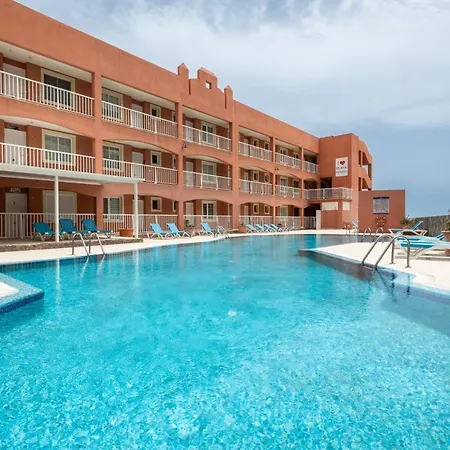 Home2book Esmeralda Beach, Resid Playa Paraiso * كوستا كالما