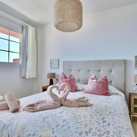 Home2book Esmeralda Beach, Resid Playa Paraiso Апартаменты *